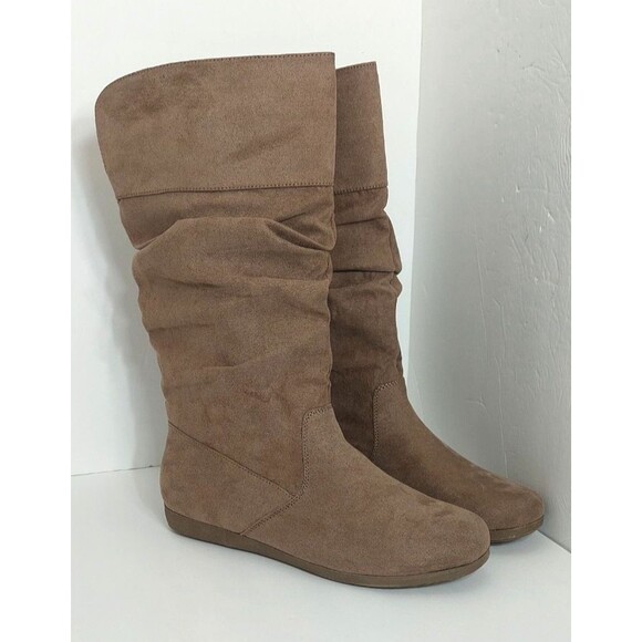 St. John's Bay Women's Size 12 Korba Flat Heel Slouch Boots 12M Taupe - Picture 6 of 14